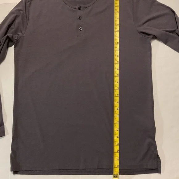 Cuts Men’s Henley Shirt Long Sleeve Dark Gray - Picture 3 of 10
